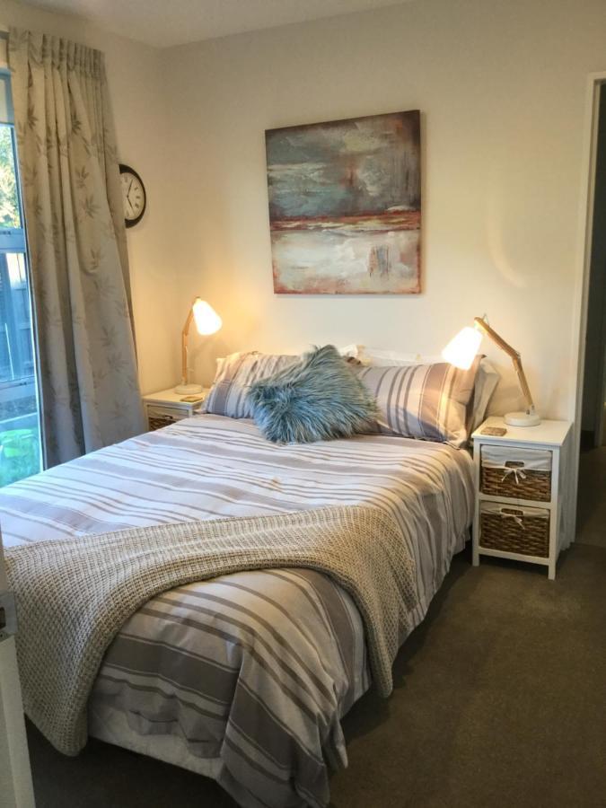 Bed & Breakfast In The Heart Of Fendalton Christchurch Exterior foto